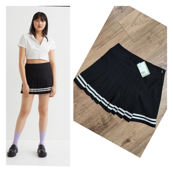 Tennis Skirt - Picture 1 of 5